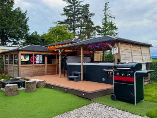 FINN VILLAGE "Mountain View Cottage" Private Garden, 9-seater HOT TUB, Firepit & Pizza Stove - Drymen - 7