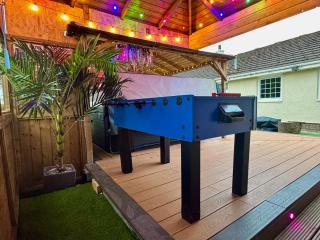 FINN VILLAGE "Mountain View Cottage" Private Garden, 9-seater HOT TUB, Firepit & Pizza Stove - Drymen - 1