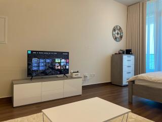AlReem Island Cozy Hideaway - Abu Dhabi - 8