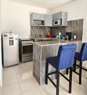 Pequeño departamento amueblado - 6