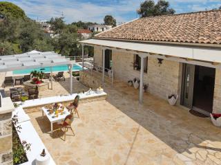 Villa Rei 3 Bedroom Villa with Pool - Vlachopoulátika - 2