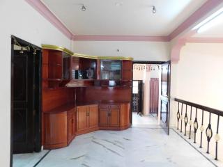 Shreyas Villa Spacious 5BHK Retreat - Bangalore - 9