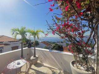 Lux 12 - Cobertura Romantica com piscina aquecida e vista mar - 8