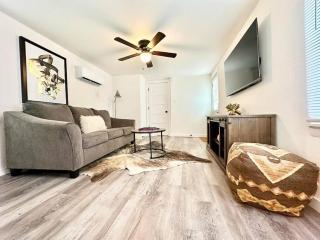 Quiet 1BR Entire Home in W Pains - West Plains - 7
