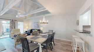 720 Queens Grant - 4