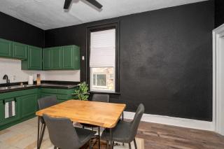 Stylish Modern Gem in the HIlls - Cincinnati - 1