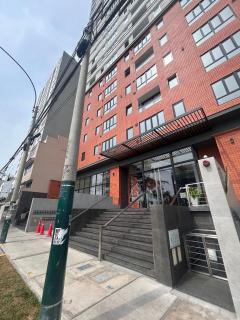 departamento nuevo con espectacular vista entre surco y Miraflores - 3