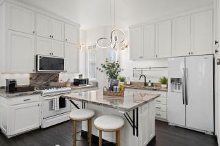 City Lights and Rooftop Nights by Rather Be Properties - San Diego - 9