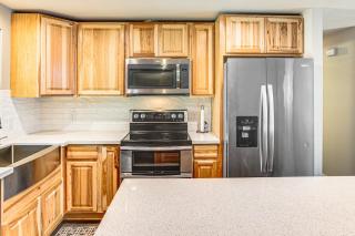 Golf, Hike, Dine and Relax Home in Port Orchard - Port Orchard - 3