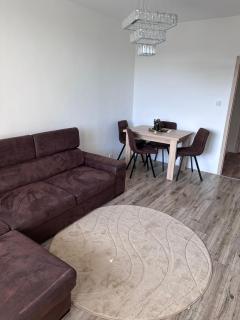 Exkluzívny apartmán v centre Michaloviec - Michalovce - 4