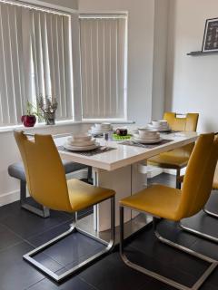 20 Starling Crescent, Kings Reach - Langley Marish - 3