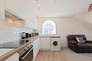 Modern town centre apartment - Bishops Stortford - 8