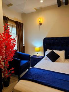 Serenity Suite 2 BHK LHR - 0