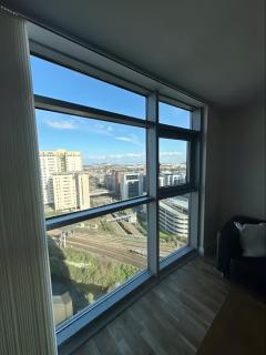 Cardiff City Center - with FREE Parking - Cardiff - 1