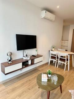 2 Bedrooms Greenbay Premium Bai Chay Ha Long - Ha Long - 5