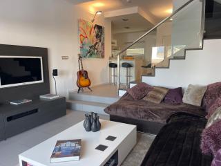 Luxury, Boutique Two-Bedroom Modern Townhouse with Golf Views - Arona - 6