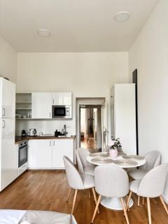 Stylish 2BR with stunning view of National Muzeum - Prag - 4