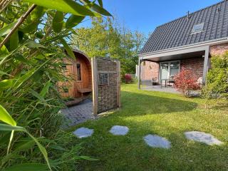 Haus Nordseeliebe mit Außensauna, Outdoor Dusche und Wallbox - Dornum - 9