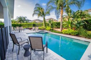 Palatial 9BR Private Pool Villa Theater Game Room - 9