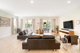 Palatial 9BR Private Pool Villa Theater Game Room - 8