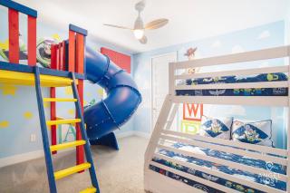 Palatial 9BR Private Pool Villa Theater Game Room - Orlando - 6