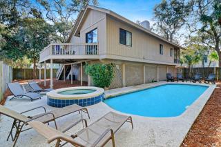 2nd Row Beach House Pet-Friendly - Hilton Head Island - 0