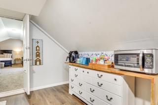 10 Mi to Mobile Bay Family Apt in Silverhill! - 2