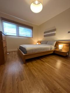 Cardiff City Center - with FREE Parking - Cardiff - 2