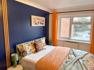 Kaly- Relaxing Garden, Central, Close Parking, near Portsmouth Harbour Train Station, Gunwharf Quays, Southsea - 7