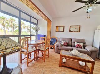BS Club Tropicana primera línea de Playa, estancia min 5 noches, a 2 minutos de la playa - Roquetas de Mar - 2