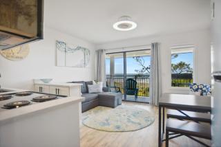 Unmatched Views at Seaside Villa Steps to the Sand - Hilton Head Island - 9