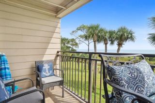 Wake Up to Waves Oceanfront Seaside Villa - Hilton Head Island - 7