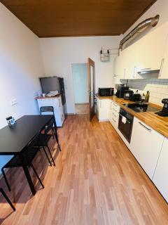 Bright & Spacious Room in Shared Home - Norimberga - 4