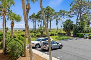 Coastal Breezes & Ocean Views Seaside Hilton Head Villa - 0