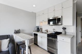 Soak Up the Ocean Air Seaside Villa Stay Near the Sand - 5