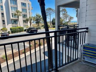 Seaside Villa with Ocean Peeks & Balcony Breezes - Hilton Head Island - 7