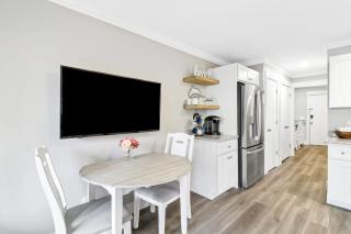 Seaside Villa with Ocean Peeks & Balcony Breezes - 6