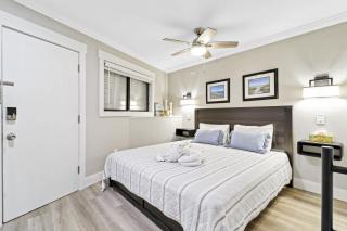 Seaside Villa with Ocean Peeks & Balcony Breezes - 0