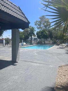 Ocotillo Apartments & Hotel - 6