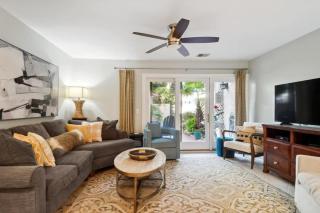 Stylish Beach Retreat Walk to the Sand from Beach Club Villa - Hilton Head Island - 9