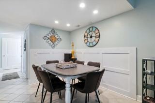 Stylish Beach Retreat Walk to the Sand from Beach Club Villa - Hilton Head Island - 4