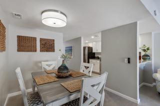 Coastal Charm & Convenience Beach Club Villa Near the Shore - Hilton Head Island - 6