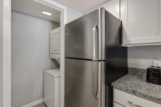 Coastal Charm & Convenience Beach Club Villa Near the Shore - Hilton Head Island - 1