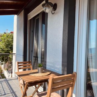 Anemelia Apartments - 1