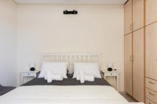 Apartment with a private rooftop - Piraeus - 2