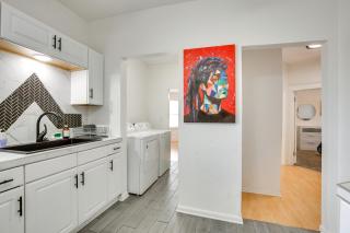 Luxurious 2BR Kansas City Condo Near Downtown - 1