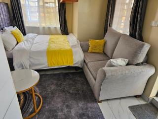 Dee's Place - Nairobi - 3