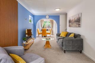 4 BR House With Parking Near City Centre By Trinity Stays Short Lets & Serviced Accommodation Cambridge - Cambridge - 8