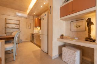 Delmare Tower View Suites - Nea Fokea - 4