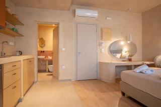 Delmare Tower View Suites - Nea Fokea - 2